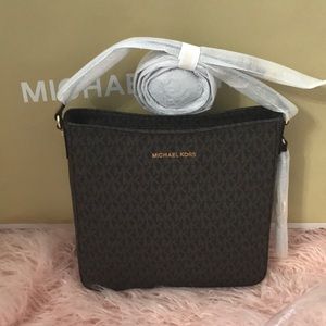 Micheal Kors bag